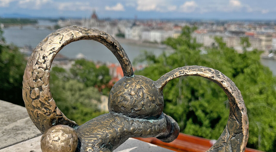 Budapest statuette